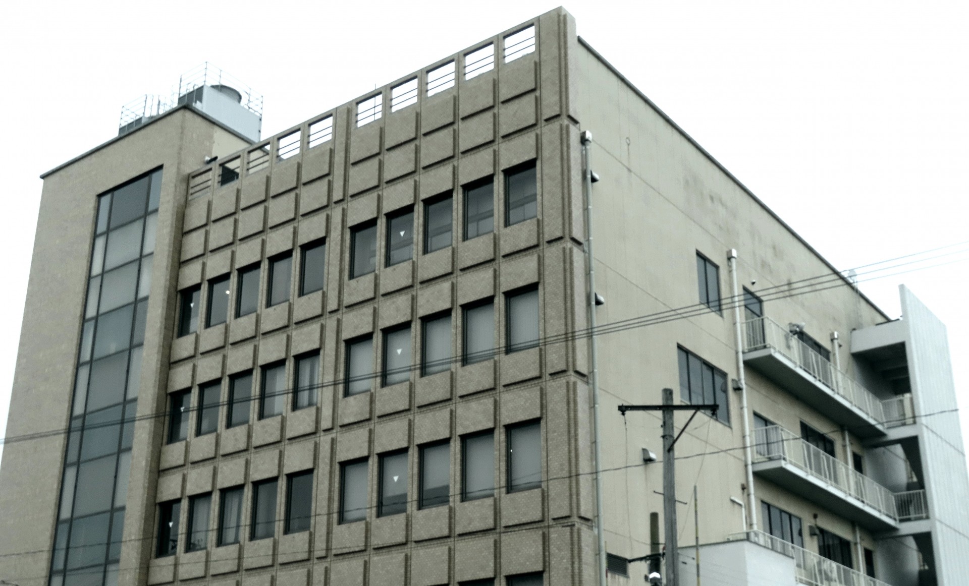 一棟ビルの売却